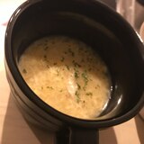 卵と蒸し鶏の優しいスープ